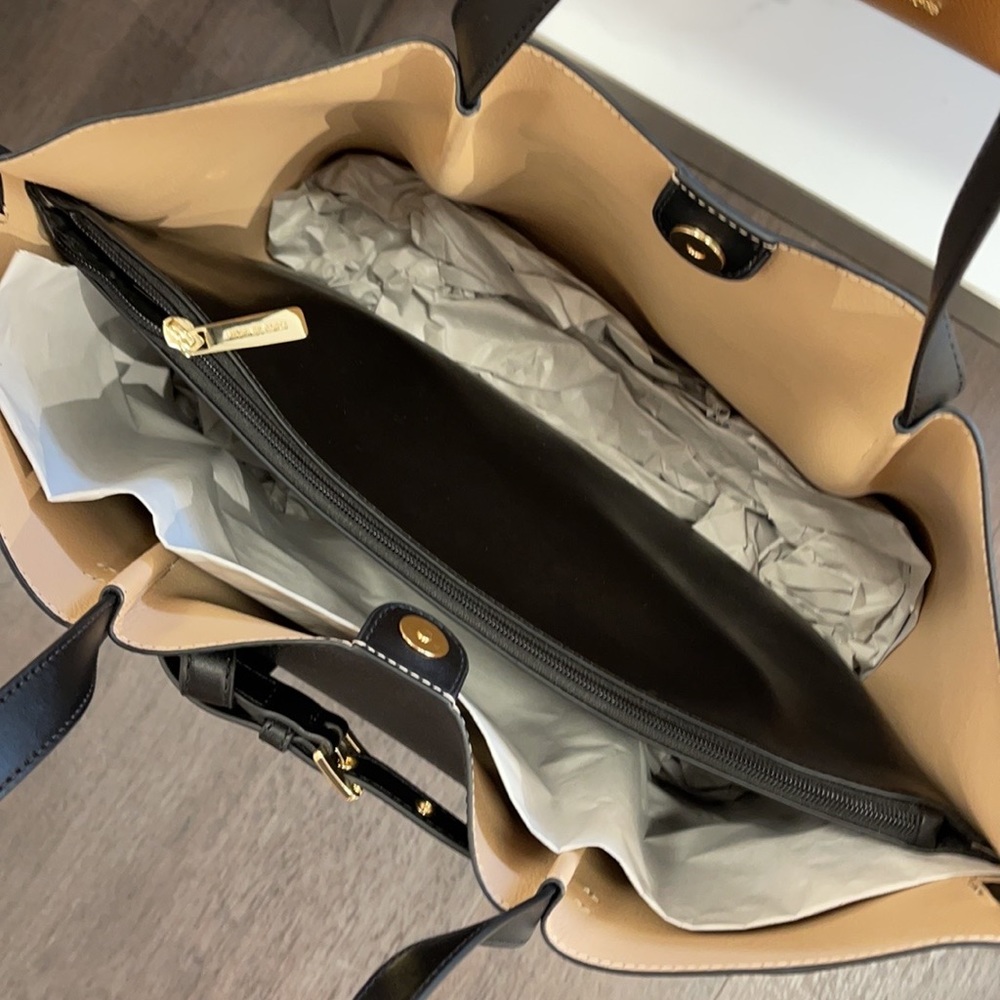 Michael Kors Emilia Large Tote Leather Shoulder Purse Handbag - Picture 7 of 16